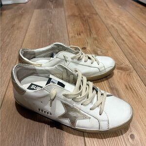 Golden Goose Superstar